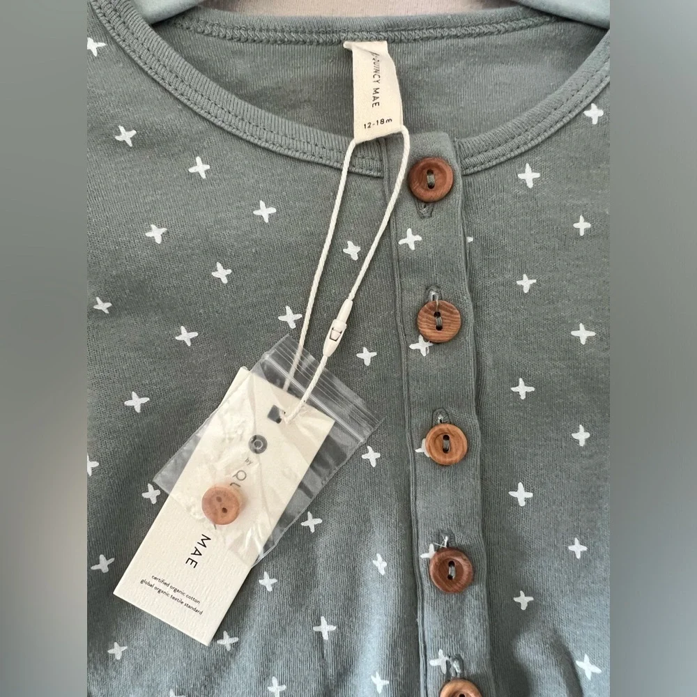 NWT, Rylee + Cru, Quincy Mae Bamboo Romper Onesie, Sz 12-18m - Picture 3 of 3